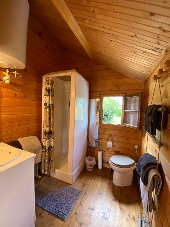 Au Chalet Fleuri Ablon Екстер'єр фото